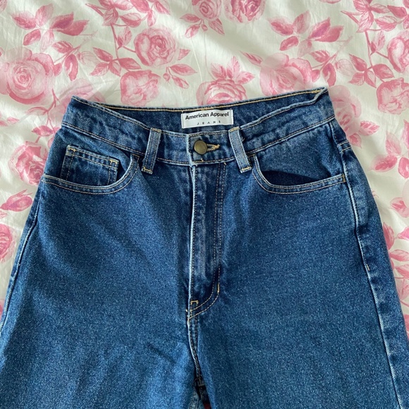SOLD! American Apparel High-waisted Mom Jeans - Picture 3 of 6